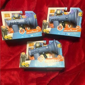 Set of 3, Minions Mini Fart Blaster Toy